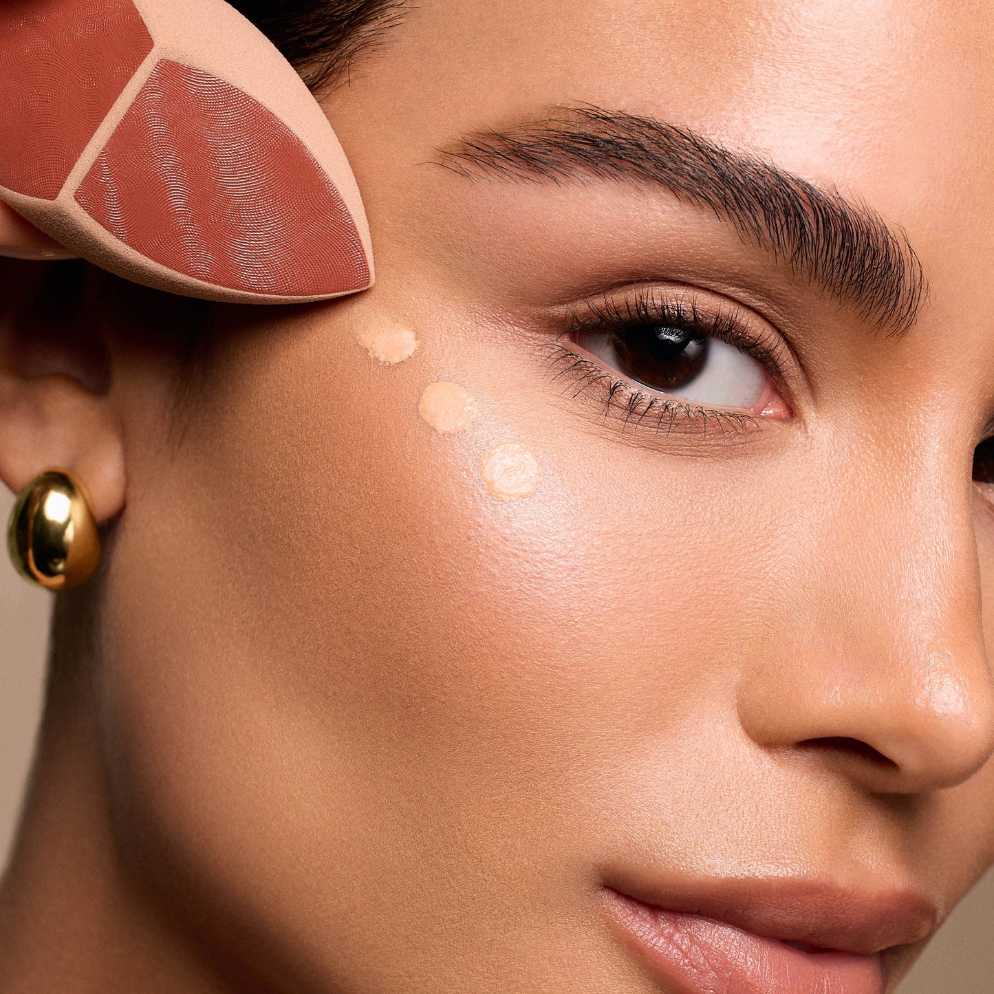 Real Techniques Makeup Saver Sponge