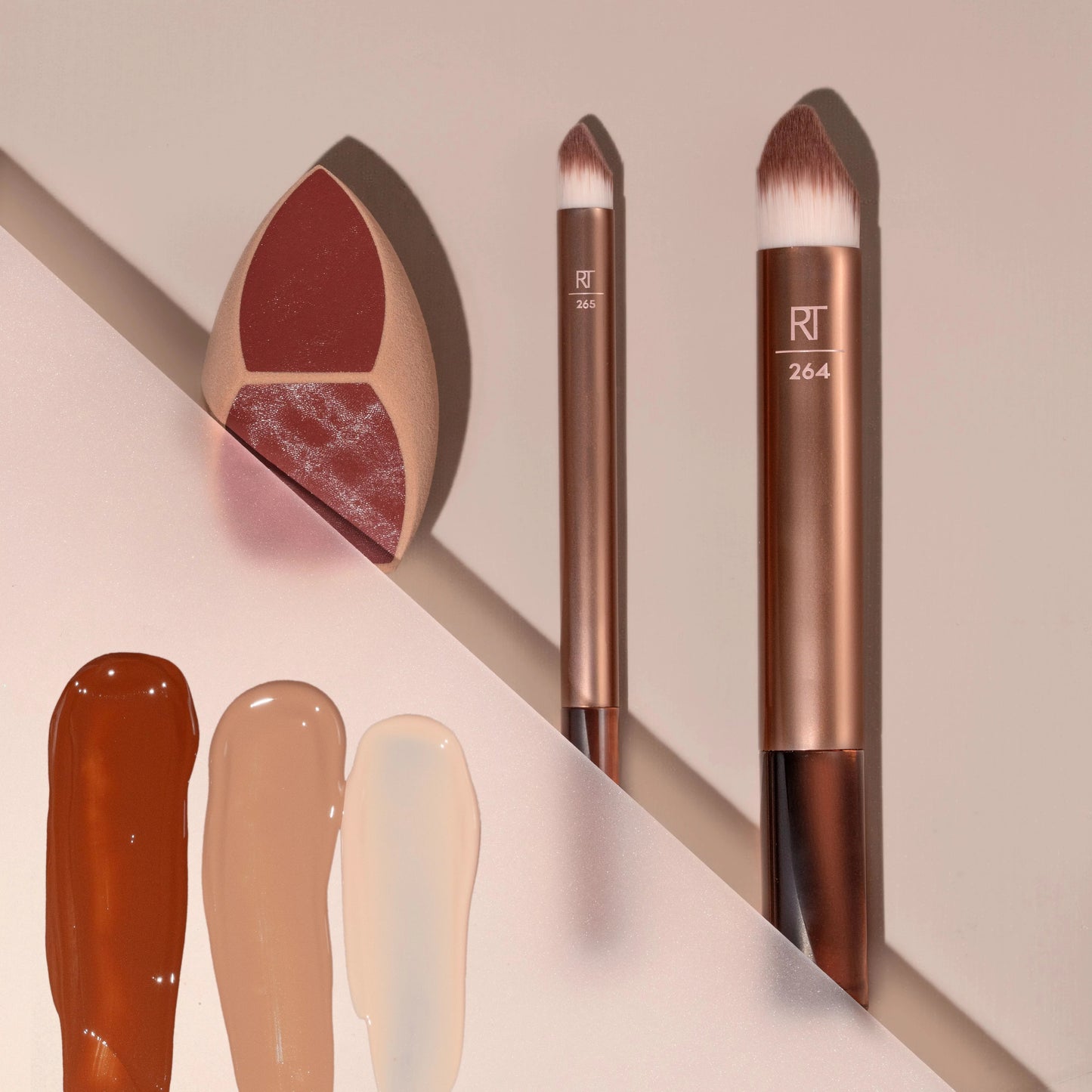 Real Techniques Makeup Saver Sponge Plus Brush Trio